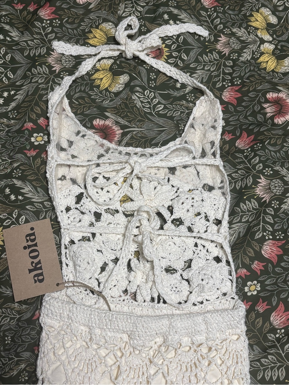 Gorgeous Akoia Bali backless crochet maxi dress - Picture 3 of 6